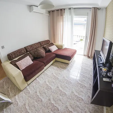 Homely Capitan Jack Apartman *